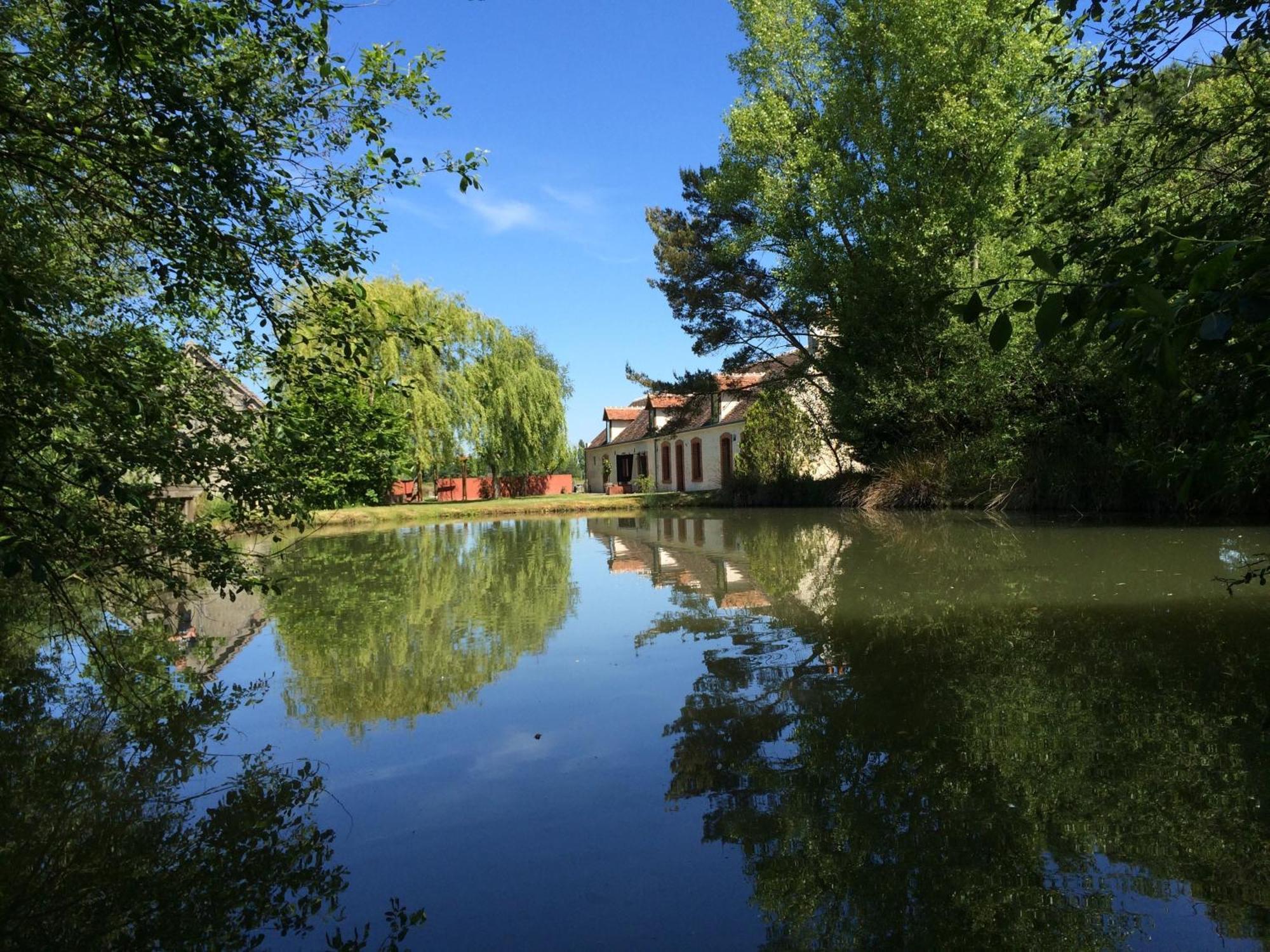 Lassay-sur-Croisne Chambre D'Hotes Le Grand Fourneau المظهر الخارجي الصورة